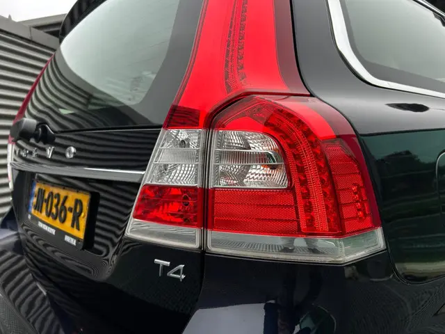 Volvo V70 2.0 T4 Inscription Edition 2016 Benzine 8