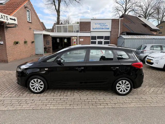 Kia Carens 2.0 GDi First Edition 7 pers 2013 Benzine 12