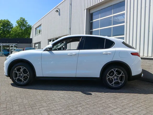 Alfa Romeo Stelvio 2.0 T AWD 2018 Benzine 4