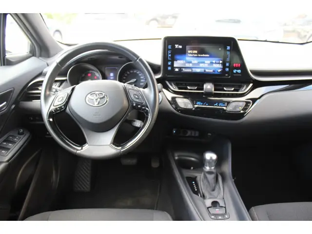 Toyota C-HR 1.8 Hybrid Active 2019 Hybride Benzine 14