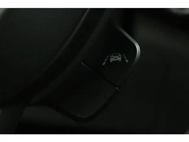 Suzuki Swift 1.2 Select Smart Hybrid 2025 Benzine 46