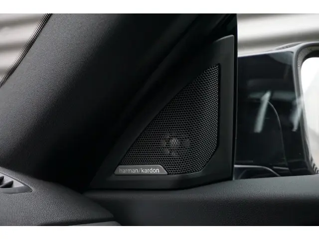 BMW M2 Coupé 2025 Benzine 33