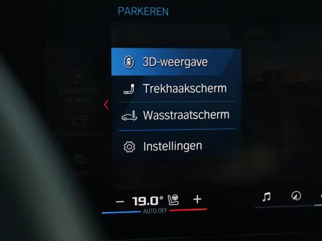 BMW XM PHEV Label Red 30 kWh 2025 Hybride Benzine 68