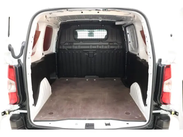 Peugeot Partner 1.5 BlueHDi 100 L1 2023 Diesel 10