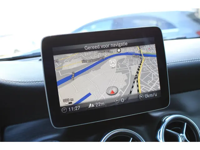 Mercedes-Benz GLA 250 AMG 2018 Benzine 7