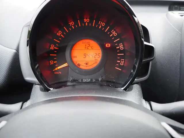 Toyota Aygo 1.0 VVT-i x-fun 2017 Benzine 9