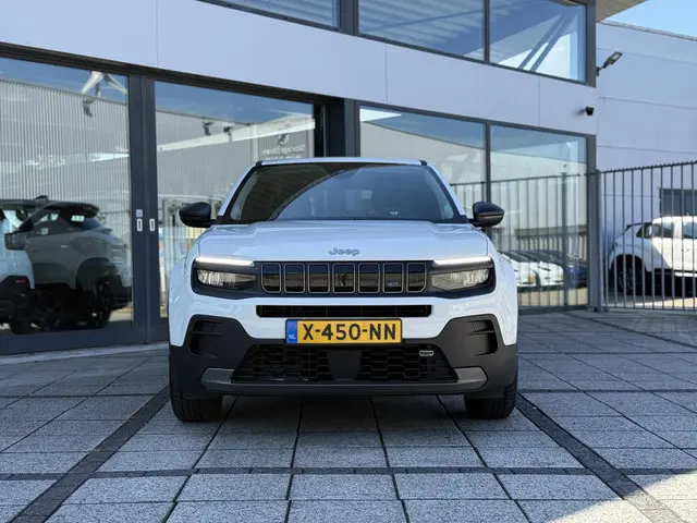 Jeep Avenger Longitude 54 kWh Aut. 2024 Elektrisch 7