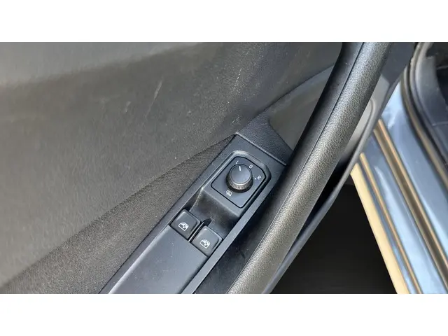 Škoda Kamiq 1.0 TSI Ambition 2022 Benzine 16