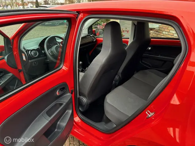 Volkswagen up! | 5 Deurs | Airco | Navi | Lm Velgen 2015 Benzine 13