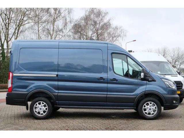 Ford E-Transit 2