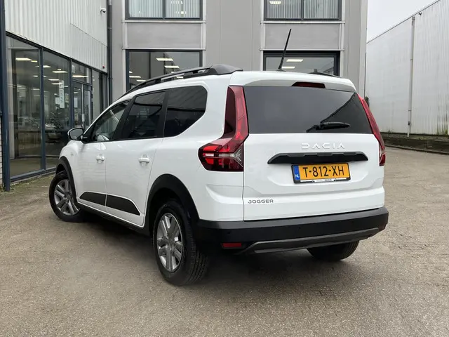 Dacia Jogger 1.0 TCe 110 Expression 7p. 2023 Benzine 11