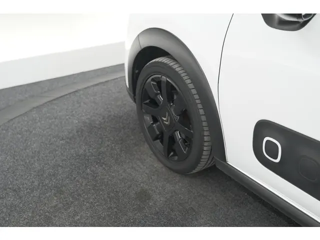 Citroën C3 PureTech 110 S&S Shine 2020 Benzine 21