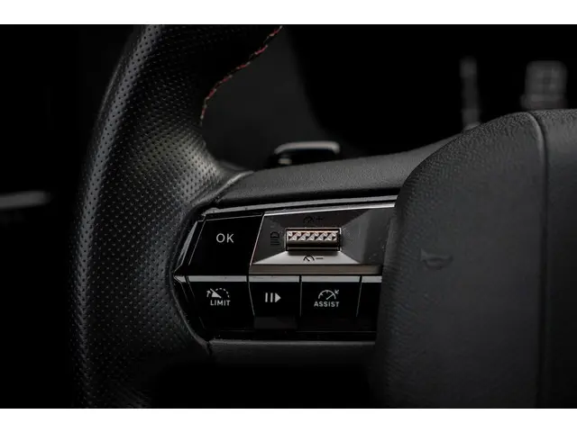 DS DS 4 E-Tense Rivoli 2022 Hybride Benzine 41