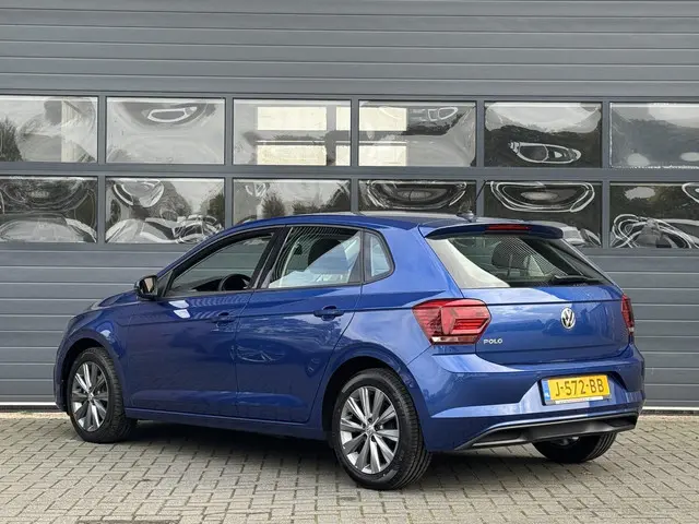 Volkswagen Polo 1.0 TSI HIGHLINE 2020 Benzine 16