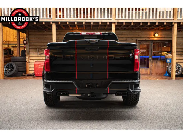 Chevrolet Silverado High Country 6.2 V8 2024 LPG/Gas 12