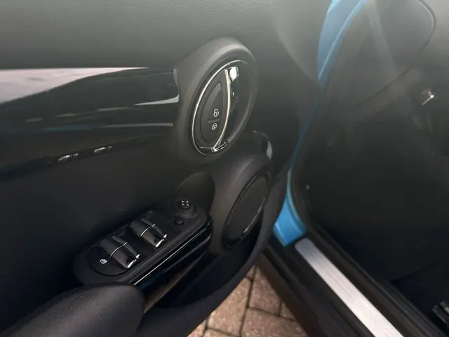 MINI Cooper Mini 1.5 Salt Business 2015 Benzine 18