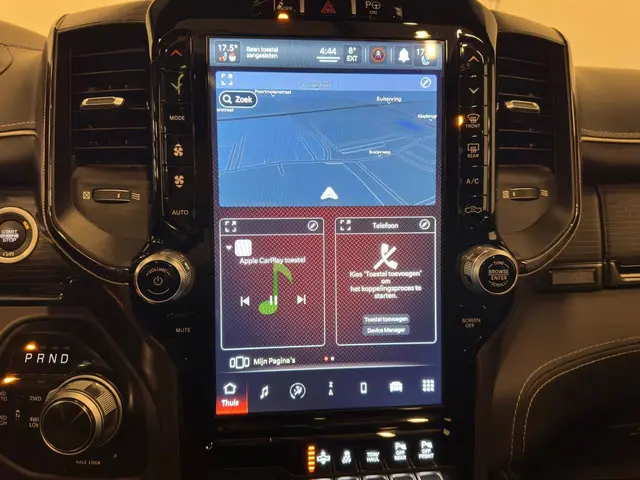 Dodge Ram 1500 5.7 V8 4x4 Crew Cab Limited 2022 Benzine 23