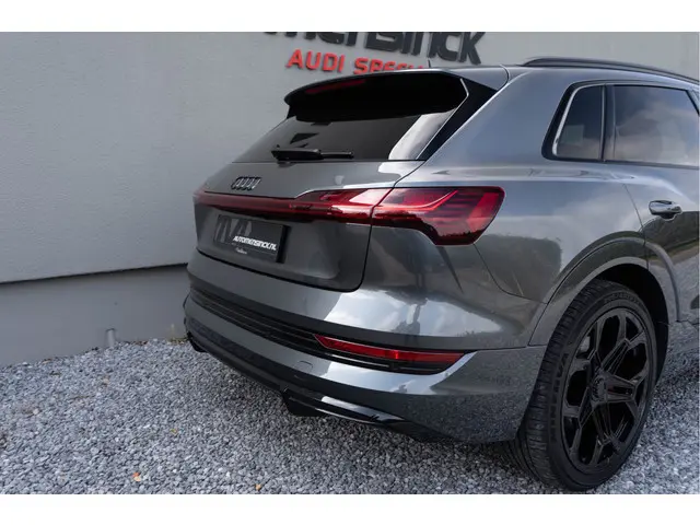 Audi e-tron 55 S-line Quattro 2022 Elektrisch 21