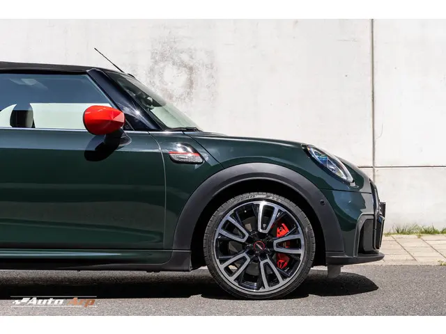 MINI Cooper Cabrio Mini 2.0 John Works 2021 Benzine 6