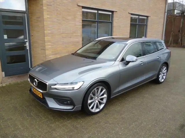 Volvo V60 2
