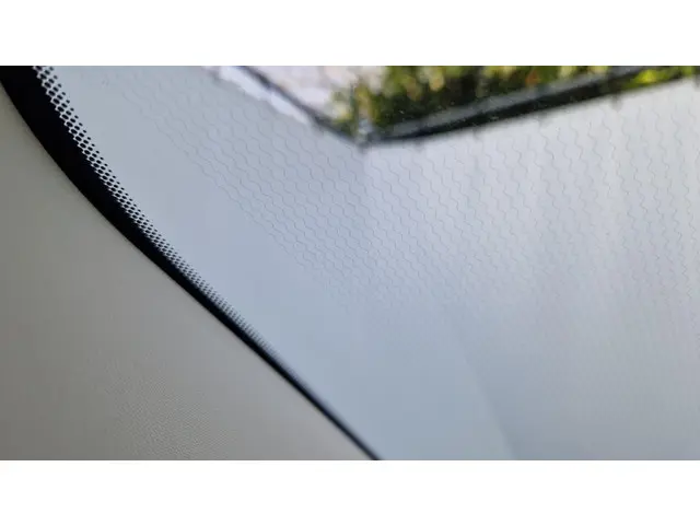 Ford C-MAX 1.0 Titanium 2013 Benzine 26