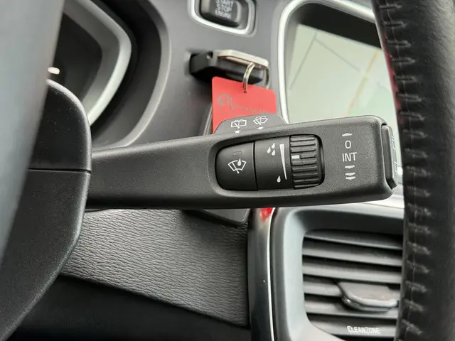 Volvo V40 1.5 T3 Nordic+ 2016 Benzine 17