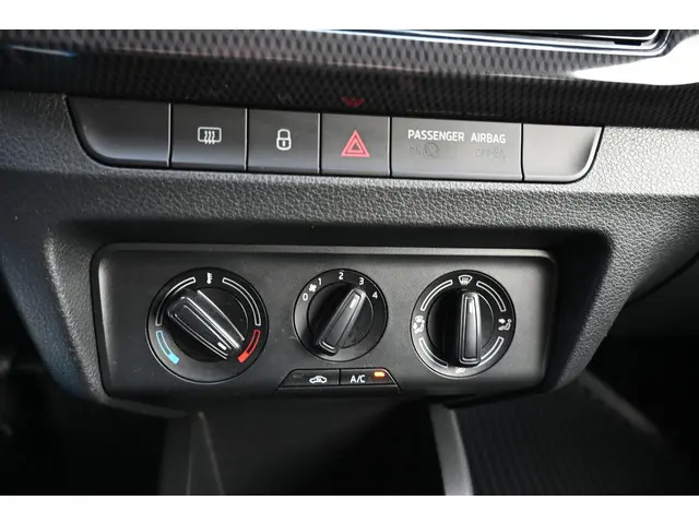 Škoda Fabia Combi 1.0 TSI Business Edition 2019 Benzine 18