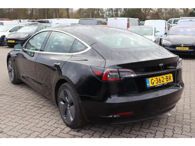 Tesla Model 3 Long Range RWD 75 kWh 2019 Elektrisch 8