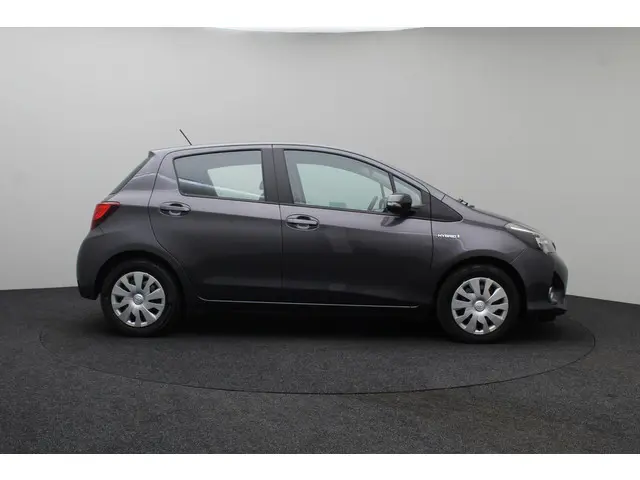Toyota Yaris 1.5 Hybrid Aspiration 2015 Hybride Benzine 19