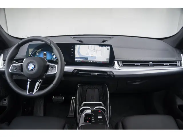 BMW X1 18i sDrive Aut. 2024 Benzine 9