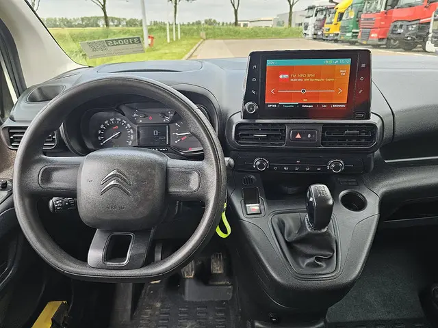 Citroën Berlingo 1.5 2020 Diesel 8