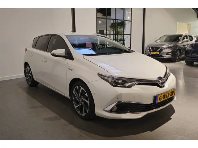 Toyota Auris 2