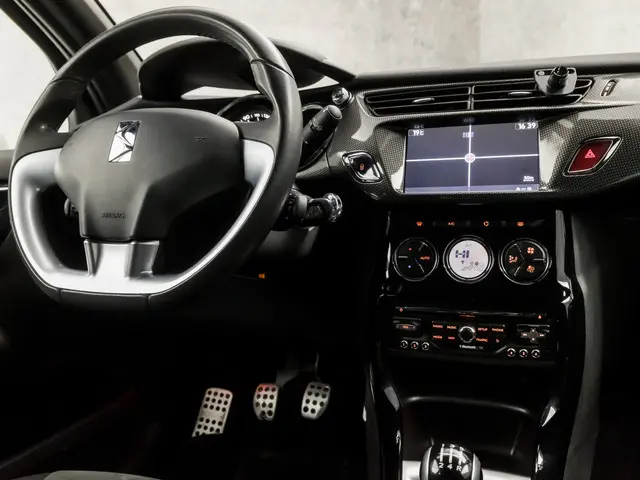 DS DS 3 1.2 VTi So Chic 2014 Benzine 7