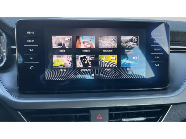 Škoda Kamiq 1.0 TSI Business Edition 2023 Benzine 22