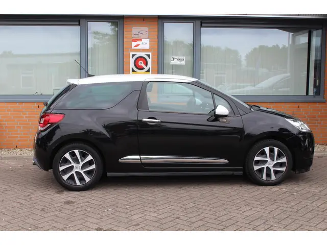 Citroën DS3 1.2 VTi So Chic 2013 Benzine 4