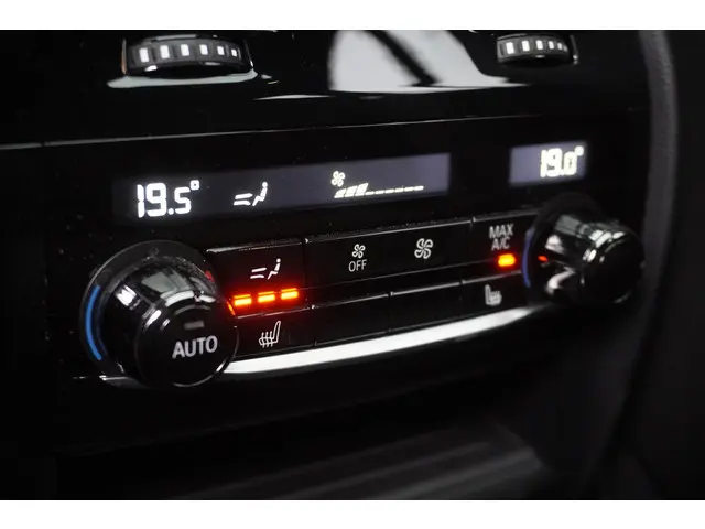 BMW 5 Serie Touring 530e xDrive 2023 Hybride Benzine 28