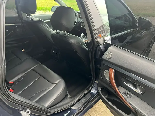 BMW 3 Serie Gran Turismo 320i High Executive 2014 Benzine 13