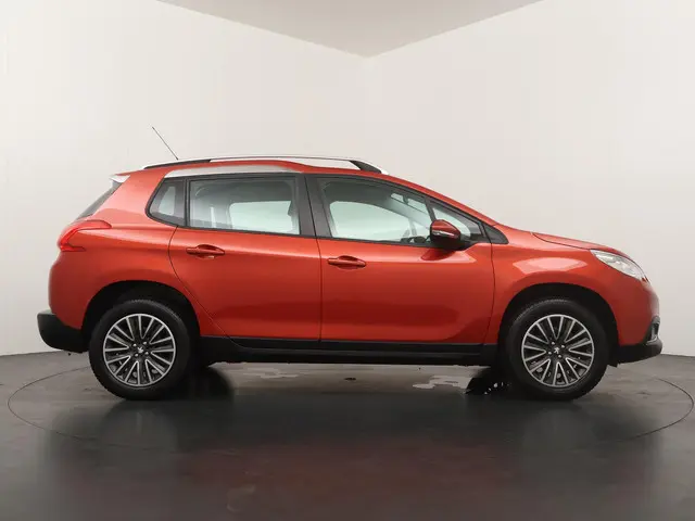 Peugeot 2008 1.2 PureTech Style 2015 Benzine 6