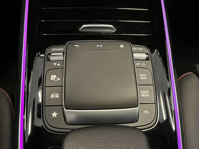 Mercedes-Benz GLA 250 e AMG Line 2020 Hybride Benzine 47