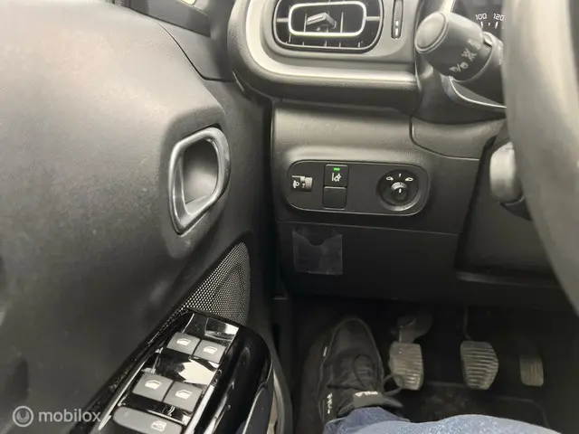 Citroën C3 1.2 PureTech S&S Business 2018 Benzine 18