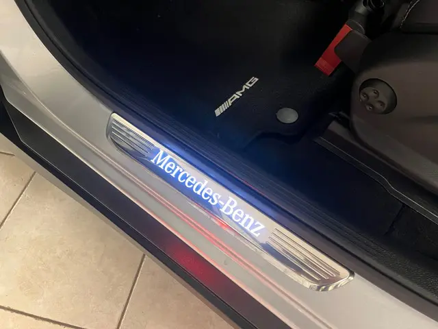 Mercedes-Benz GLC 250 4MATIC Edition 1 2015 Benzine 26