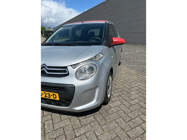 Citroën C1 1.0 e-VTi Feel Cabrio stof 2015 Benzine 8