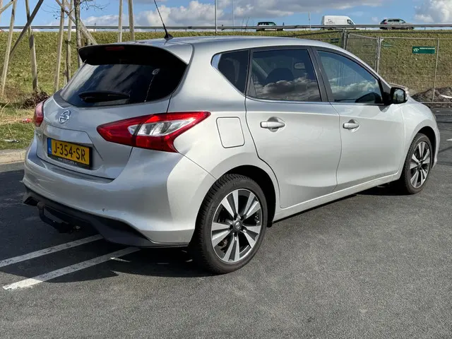 Nissan Pulsar 1.2 DIG-T N-Connecta * AIRCO * 2016 Benzine 6