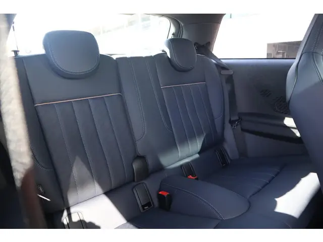 MINI 5-Deurs 2.0 Cooper S 2025 Benzine 9