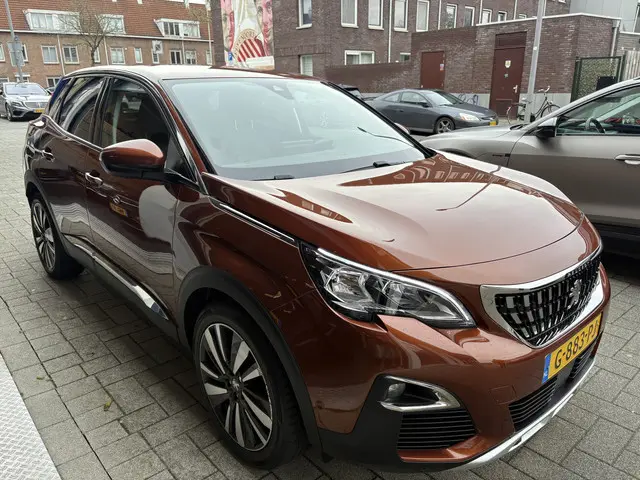 Peugeot 3008 1.2 PureTech Allure 2019 Benzine 6