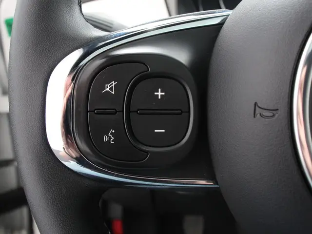 Fiat 500 1.0 Hybrid Dolcevita 2024 Benzine 15