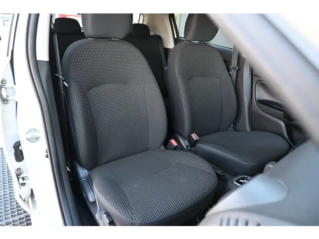 Mitsubishi Space Star 1.0 Bright 2015 Benzine 13
