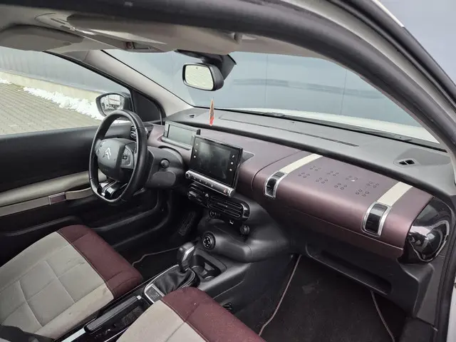 Citroën C4 Cactus 1.2 PureTech Feel Nw APK 2018 Benzine 2