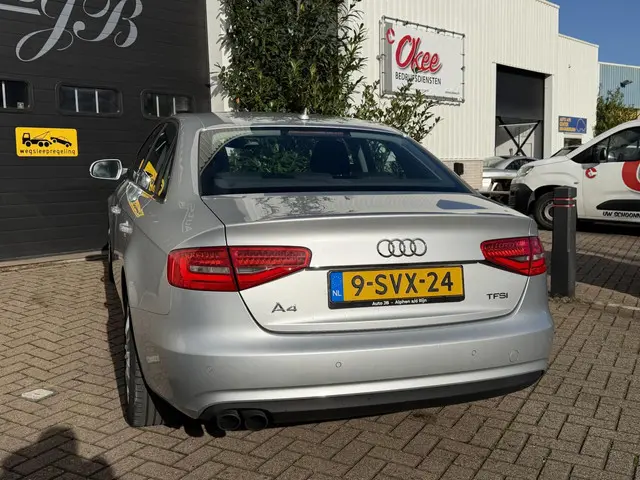 Audi A4 Limousine 1.8 TFSIe Edition 2013 Benzine 7