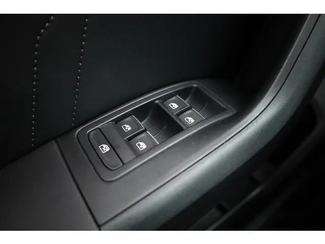 SEAT Ateca 1.5 TSI FR Business Intense 2023 Benzine 9
